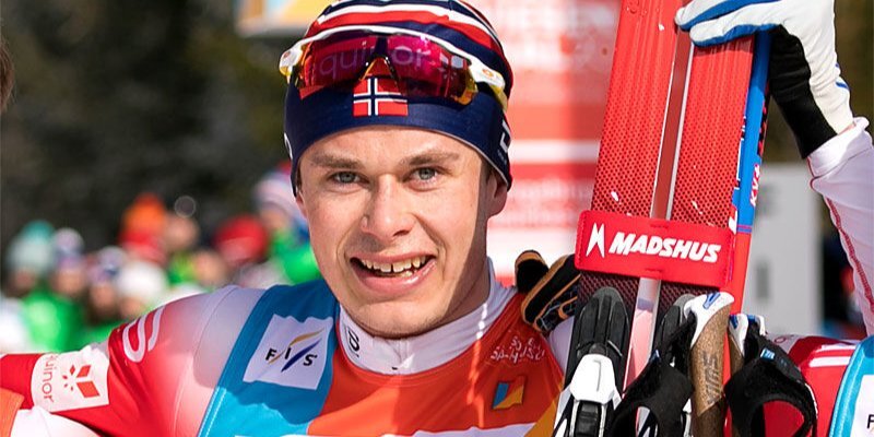 Норвежец Амундсен выиграл гонку преследования на этапе «Тур де Ски» в Тоблахе