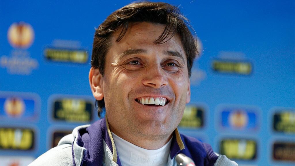 Монтелла остается главным тренером «Милана» до 2019 года