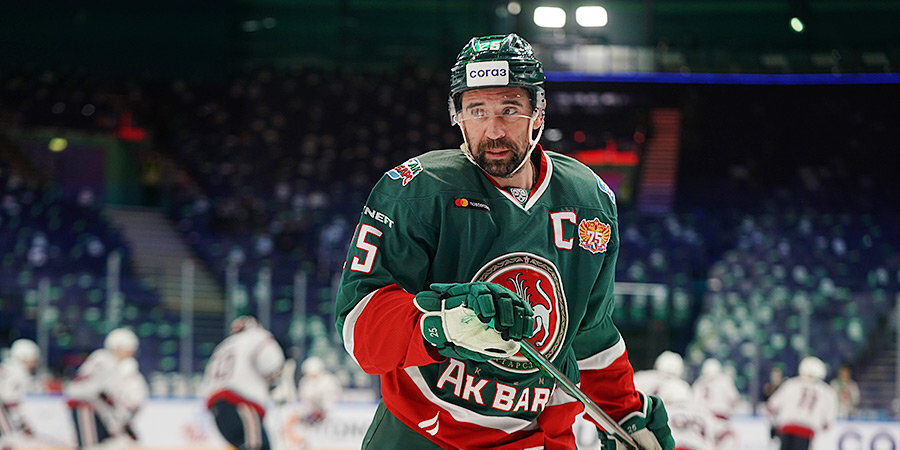 Президент КХЛ оценил решение Зарипова продолжить карьеру