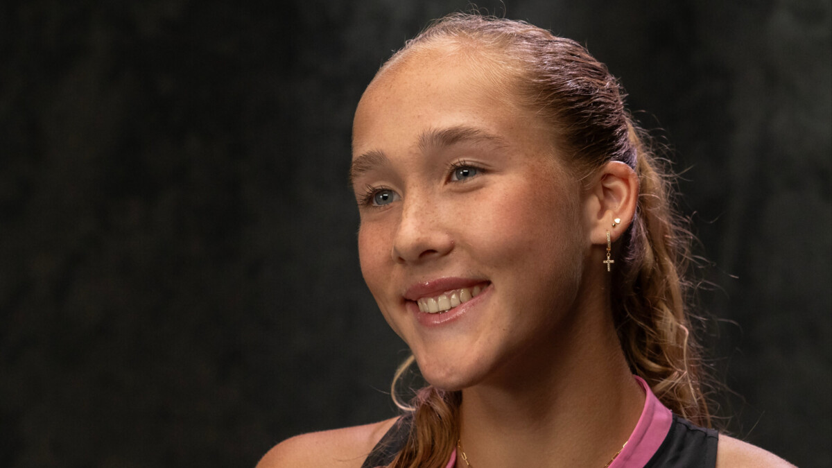 Теннисистка Мирра Андреева рассказала, как отпразднует 17‑летие на турнире в Мадриде