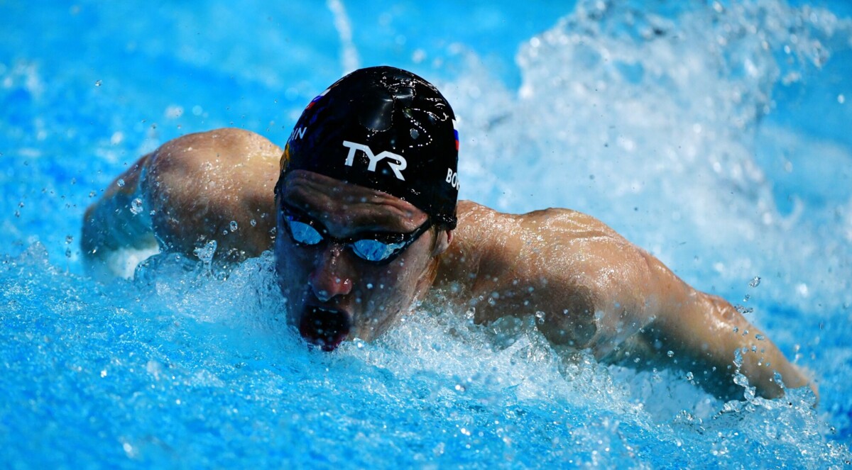 Пловец Бородин выиграл финал чемпионата России на дистанции 400 м комплексом
