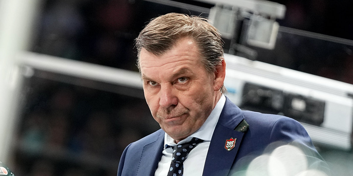 Гендиректор «Сибири» публично поддержал Знарка на фоне слухов о скорой отставке тренера из «Ак Барса»