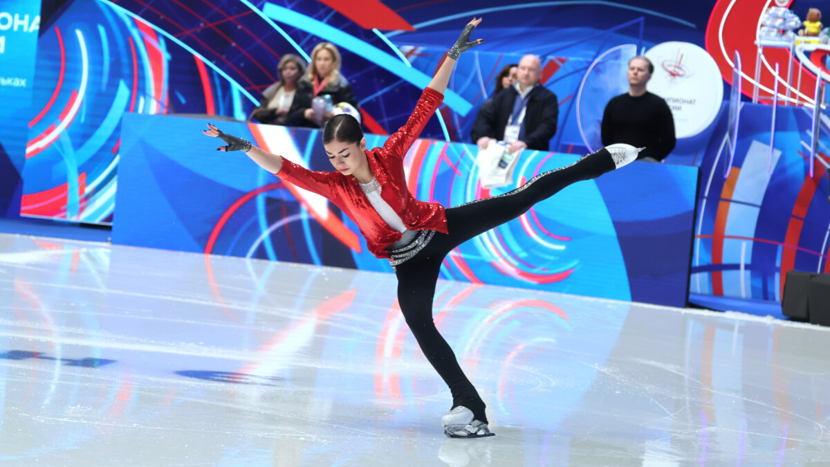 Тарасова расплакалась после проката Петросян на чемпионате России по фигурному катанию