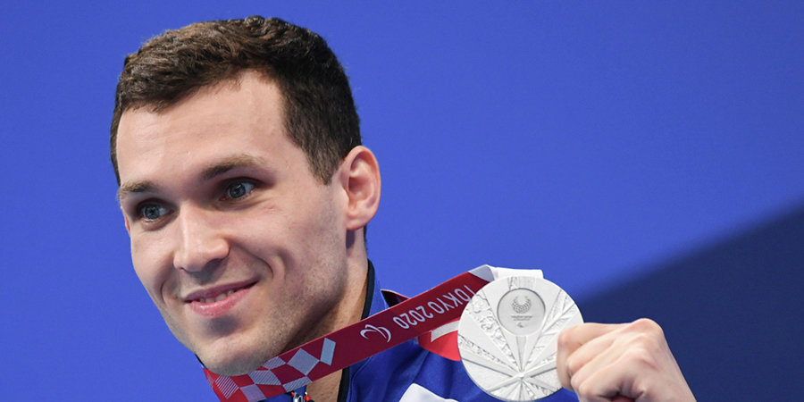 В Москве «продают» две медали Паралимпиады. Что об этом думает спортсмен, который их выигрывал?