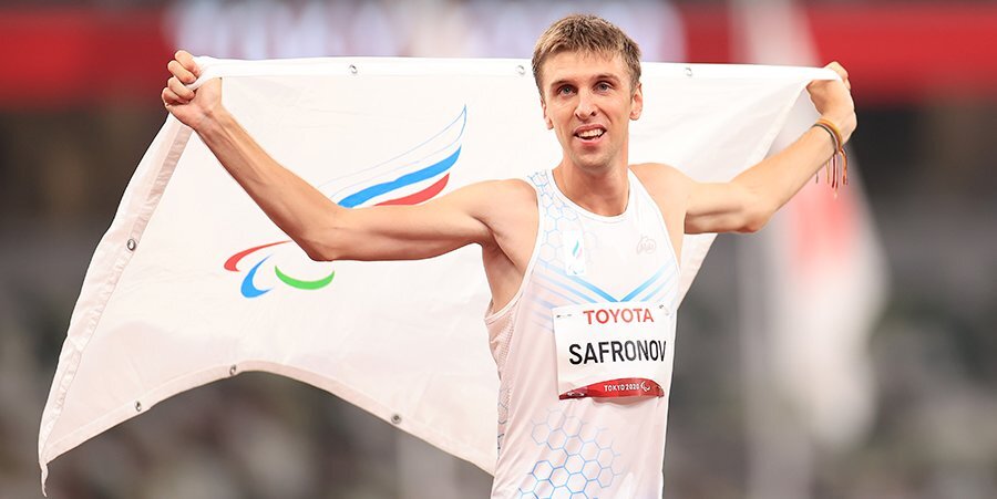 Сафронов выиграл паралимпийское золото с мировым рекордом в беге на 100 метров