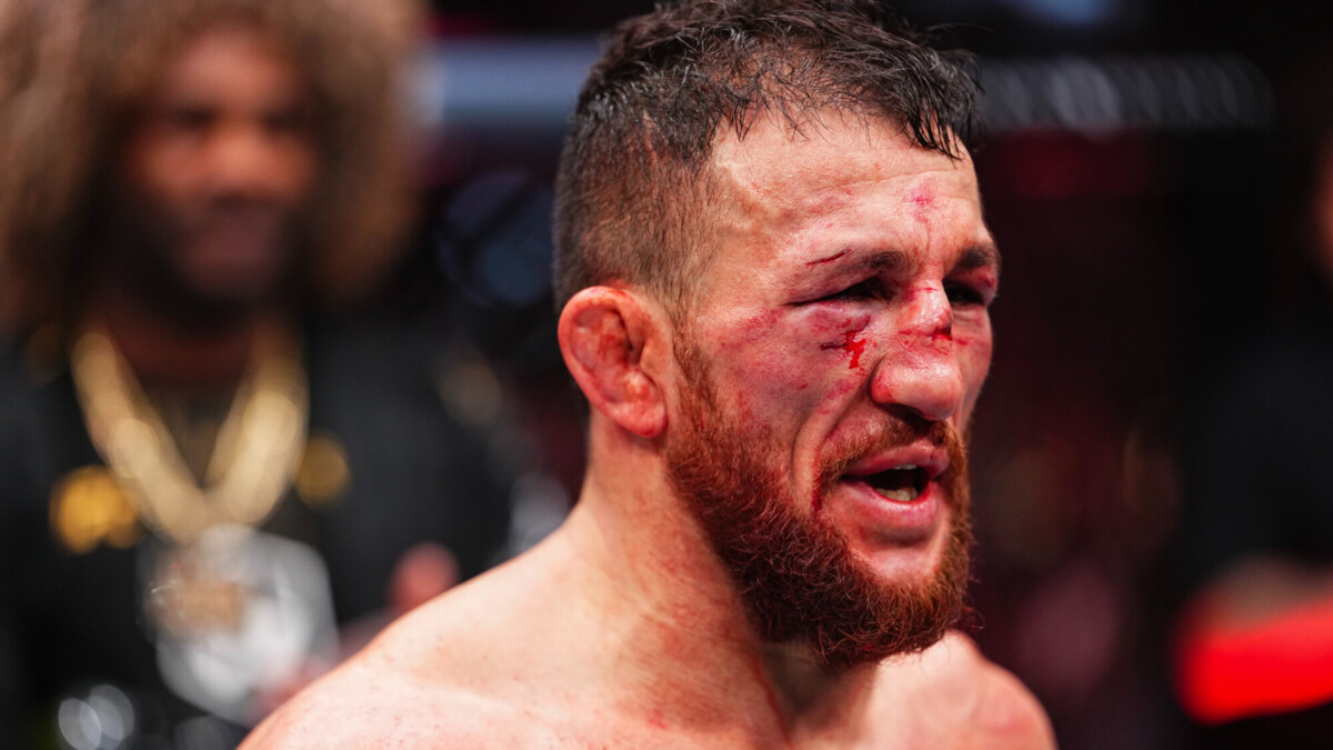 Двалишвили отправился в больницу после боя с Яном