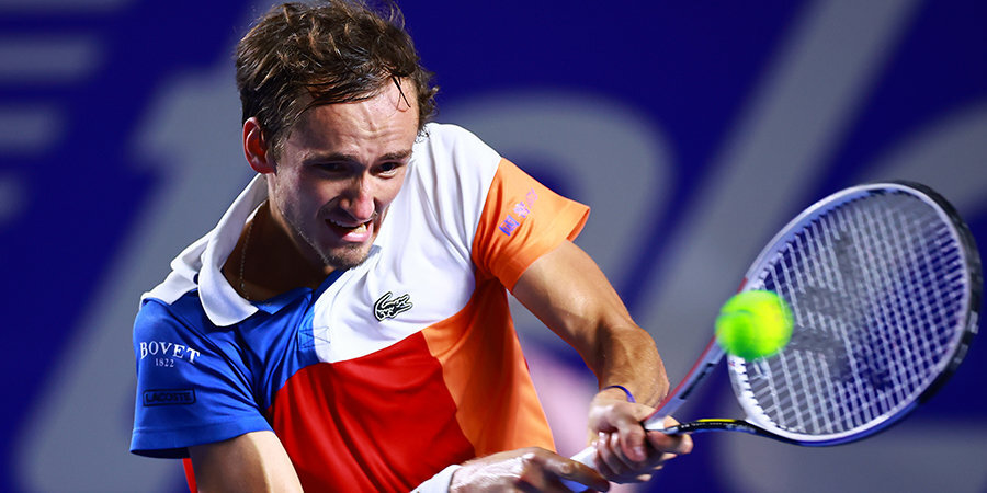 Медведев вышел в четвертый круг теннисного «Мастерса» в Майами