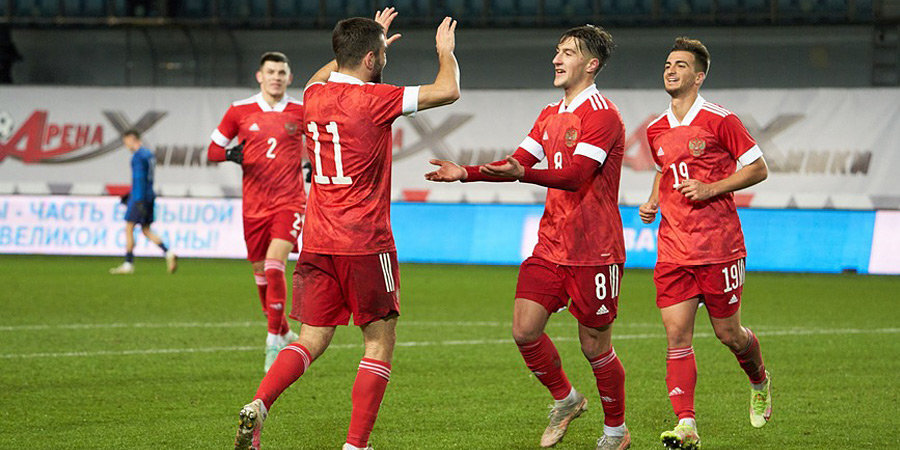 Агаларов и Литвинов — в старте молодежной сборной России на матч со Словакией