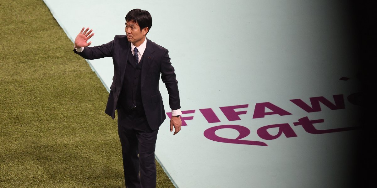 «Бундеслига внесла вклад в развитие японского футбола». Тренер сборной Японии — о победе над немцами на ЧМ-2022