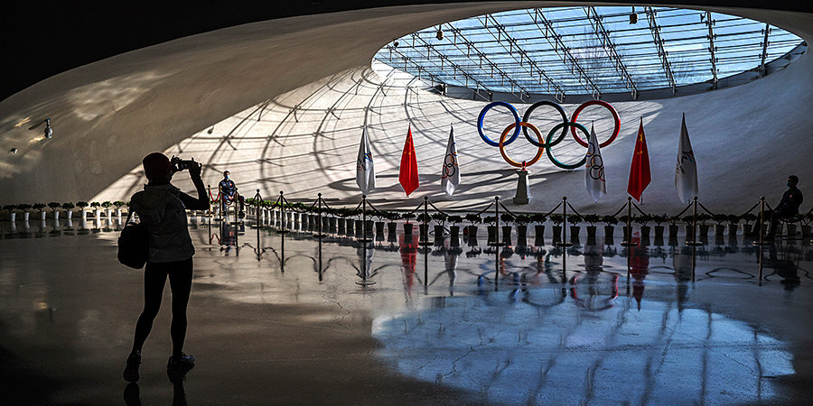 Досмотр как в аэропорту, подарки для олимпийцев. Россияне заселились в олимпийскую деревню в Пекине