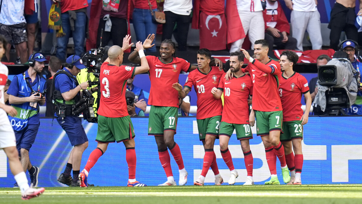 Португалия и Словения сыграют в 1/8 финала ЕВРО‑2024 по футболу