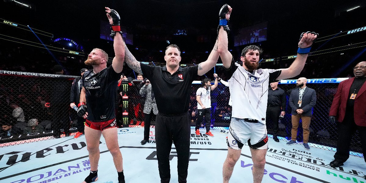 Чемпионский бой Анкалаева и Блаховича в UFC закончился ничьей