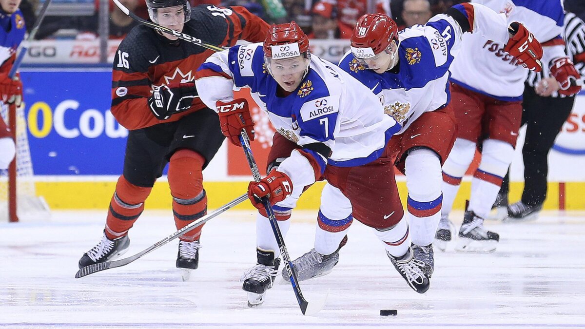 Капризов и Самсонов вошли в состав сборной России на шведский этап Еврохоккейтура