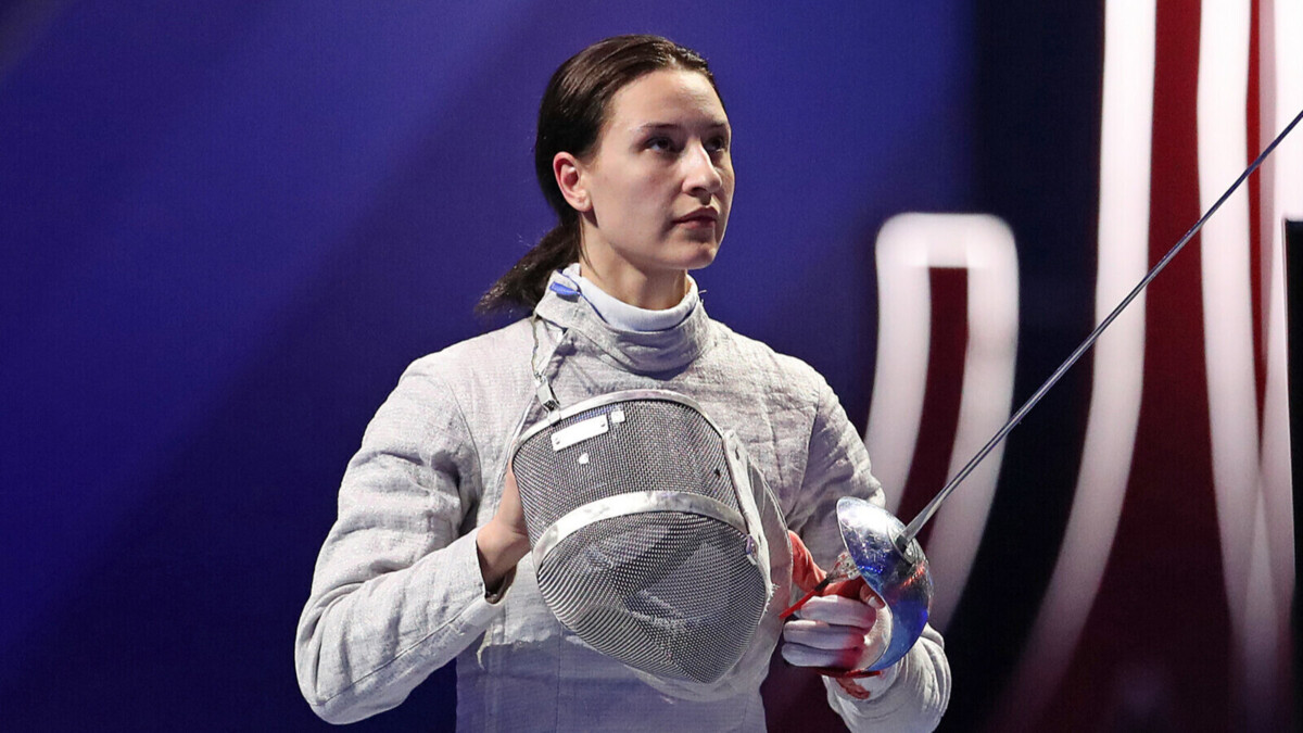 Саблистка Яна Егорян выиграла второй этап Гран‑при России по фехтованию