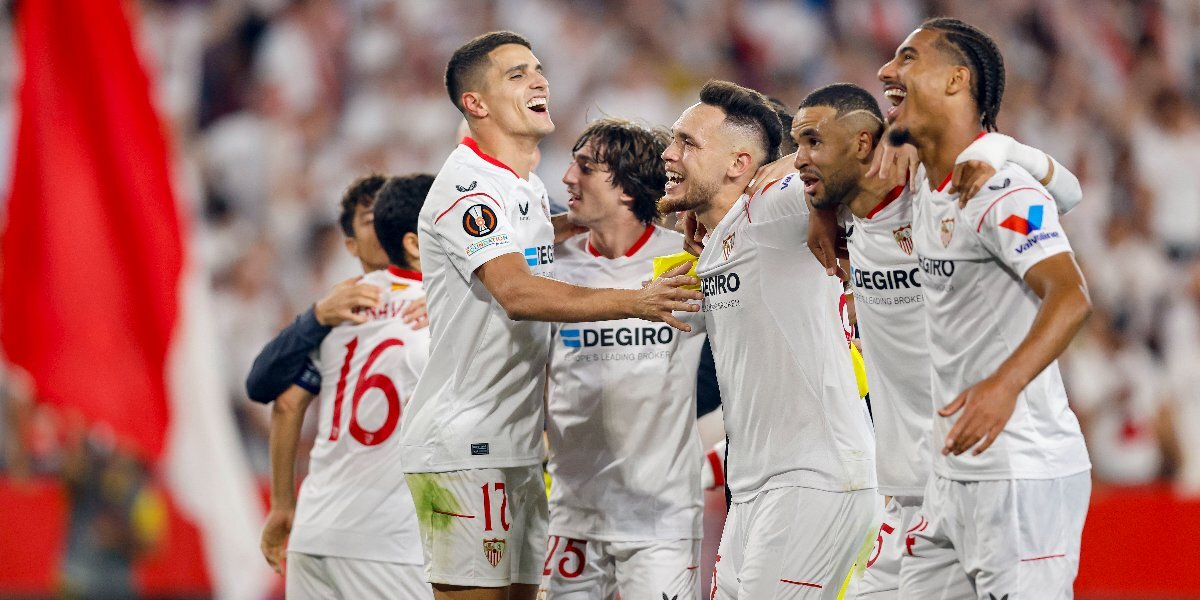 Корнеев считает, что у футболистов «Севильи» успешная игра в Лиге Европы закреплена на уровне ДНК