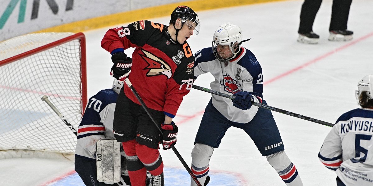 «Омские Ястребы» обыграли «Чайку» во втором матче финала МХЛ и сравняли счет в серии