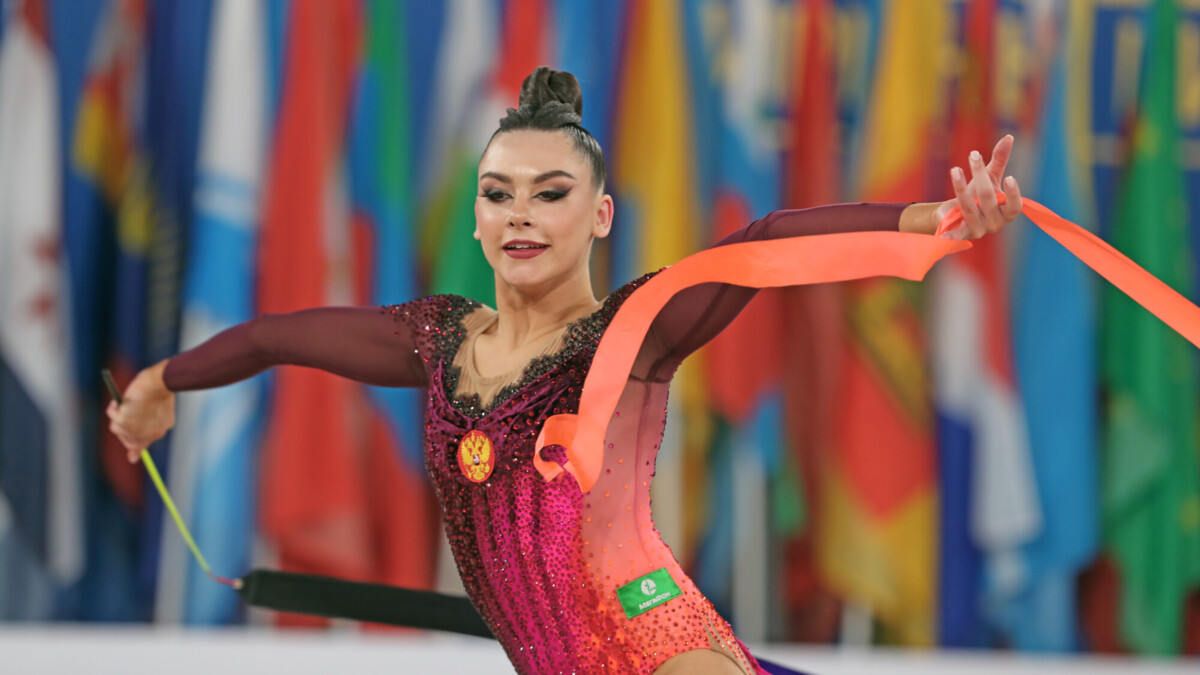 Крамаренко победила в многоборье на чемпионате России по художественной гимнастике