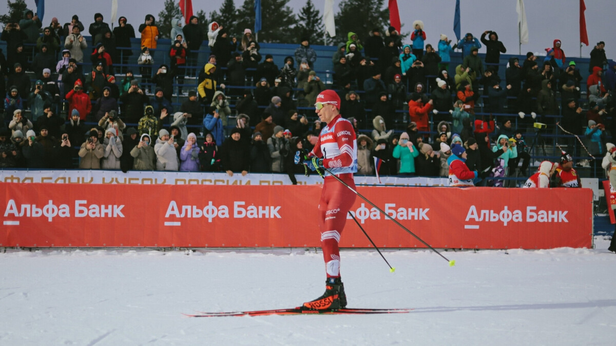 Большунов одержал 12‑ю победу подряд в сезоне, выиграв скиатлон на 30 км на этапе КР в Кирово‑Чепецке