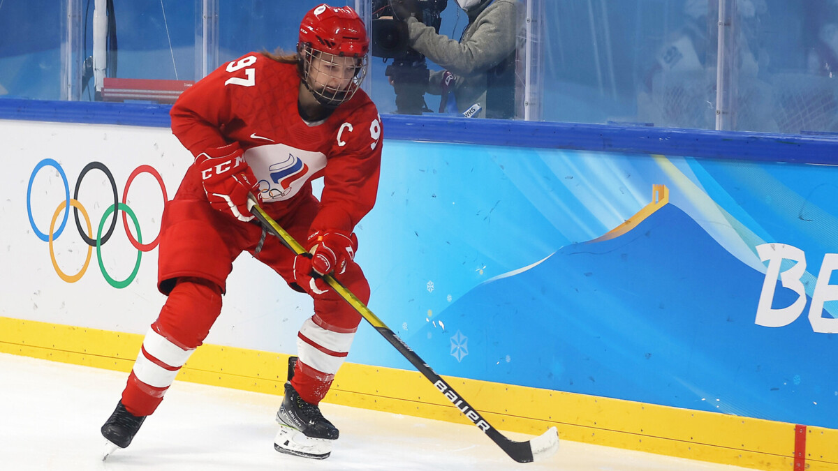 «Я считаю, что женская сборная России по хоккею обязательно должна поехать на Олимпиаду» — Анна Шохина