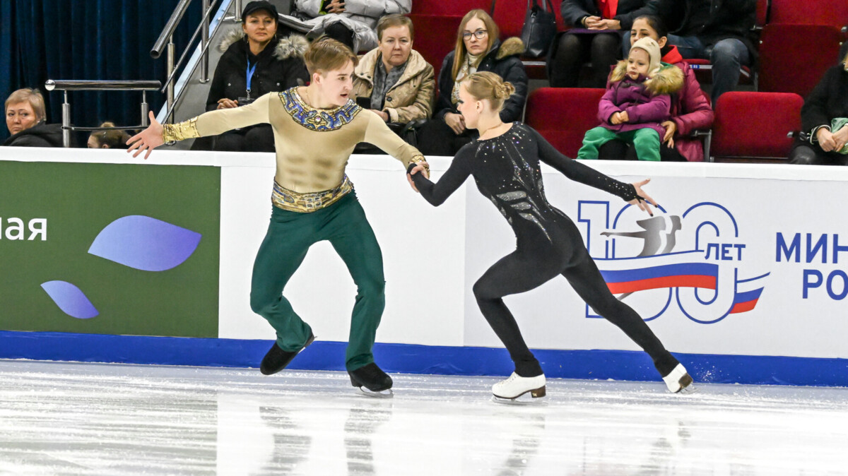 Ермакова и Крылов выиграли чемпионат Санкт‑Петербурга в танцах на льду