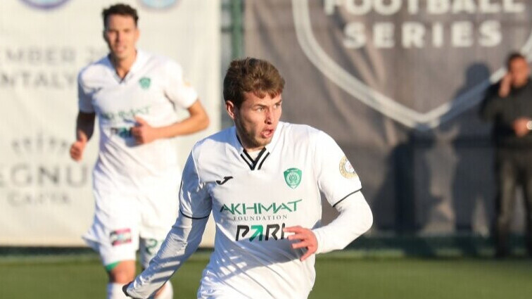 Футболист «Ахмата» Садулаев: «Виллиан Роша чуть ногу мне не оторвал, было очень больно»