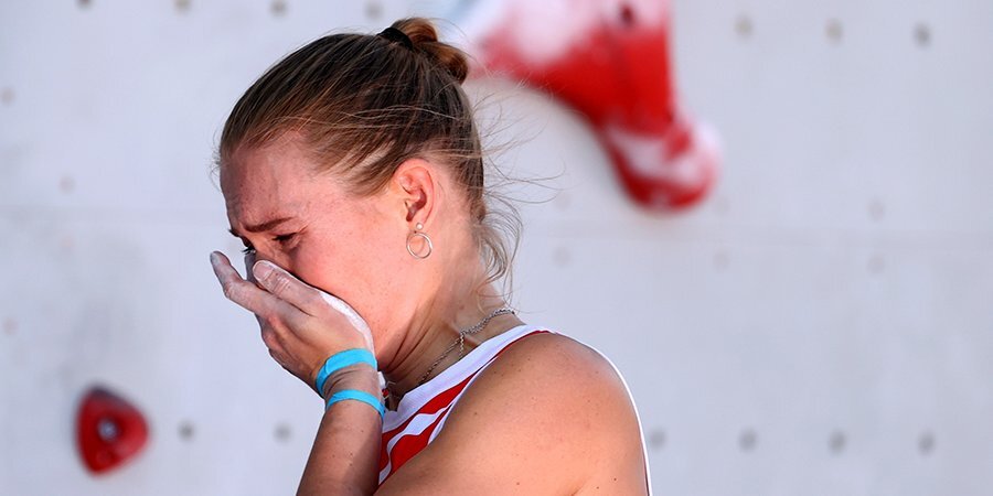 Россиянка Каплина расплакалась после срыва с трассы на Олимпиаде. Она шла на мировой рекорд