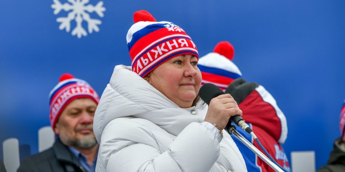 FIS в сентябре рассмотрит допуск российских спортсменов на международные соревнования, заявила Вяльбе