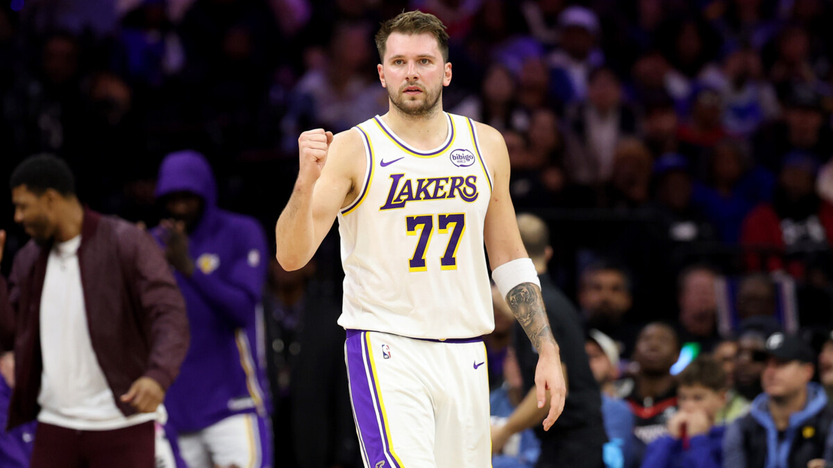 «Лейкерс» победили «Филадельфию» в матче НБА, Дончич сделал трипл‑дабл