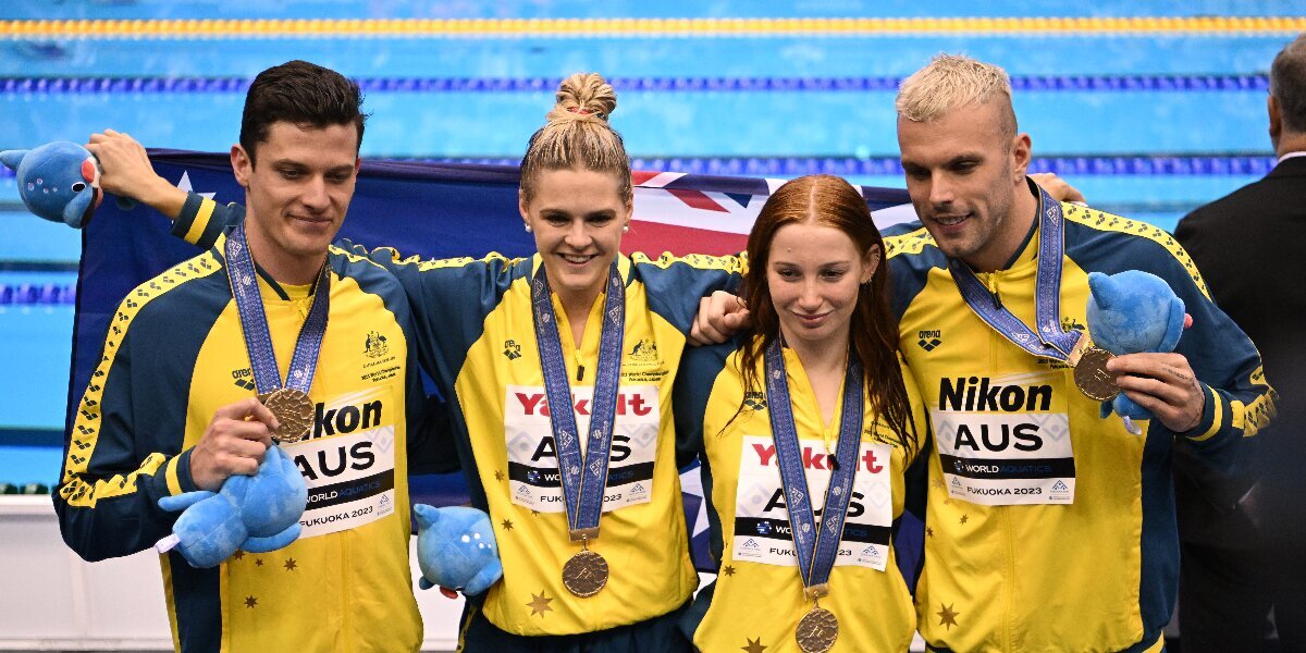 Сборная Австралии по плаванию побила мировой рекорд в смешанной эстафете 4×100 метров вольным стилем