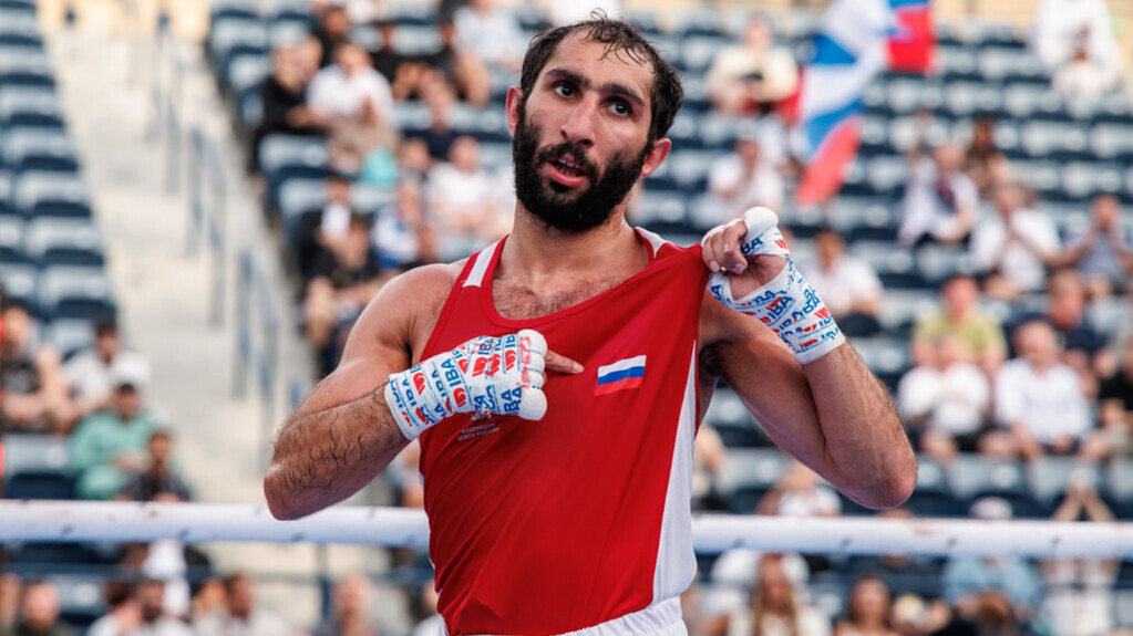 Россиянин Худоян завоевал серебро чемпионата мира по боксу в ОАЭ