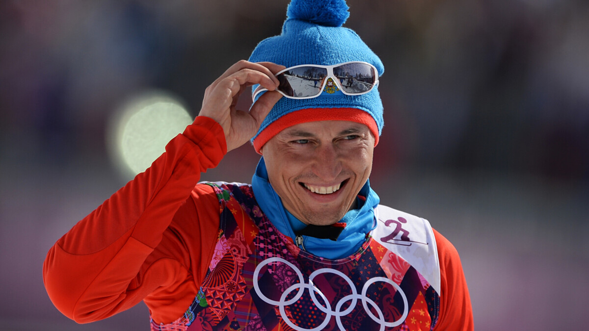 «Во время гонки подумал про себя: «Ну ты и придурок!» Легков признался, что боялся выходить на старт на Олимпиаде в Сочи