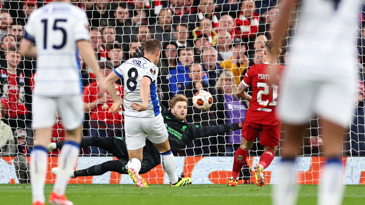«Ливерпуль» — «Аталанта» — 0:3. Пашалич на 83‑й минуте сделал счет разгромным в матче ¼ финала Лиги Европы. Видео