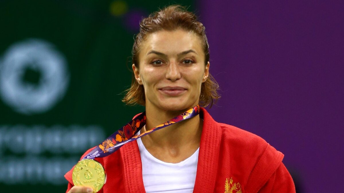 Костенко выиграла бронзу на Европейских играх в самбо