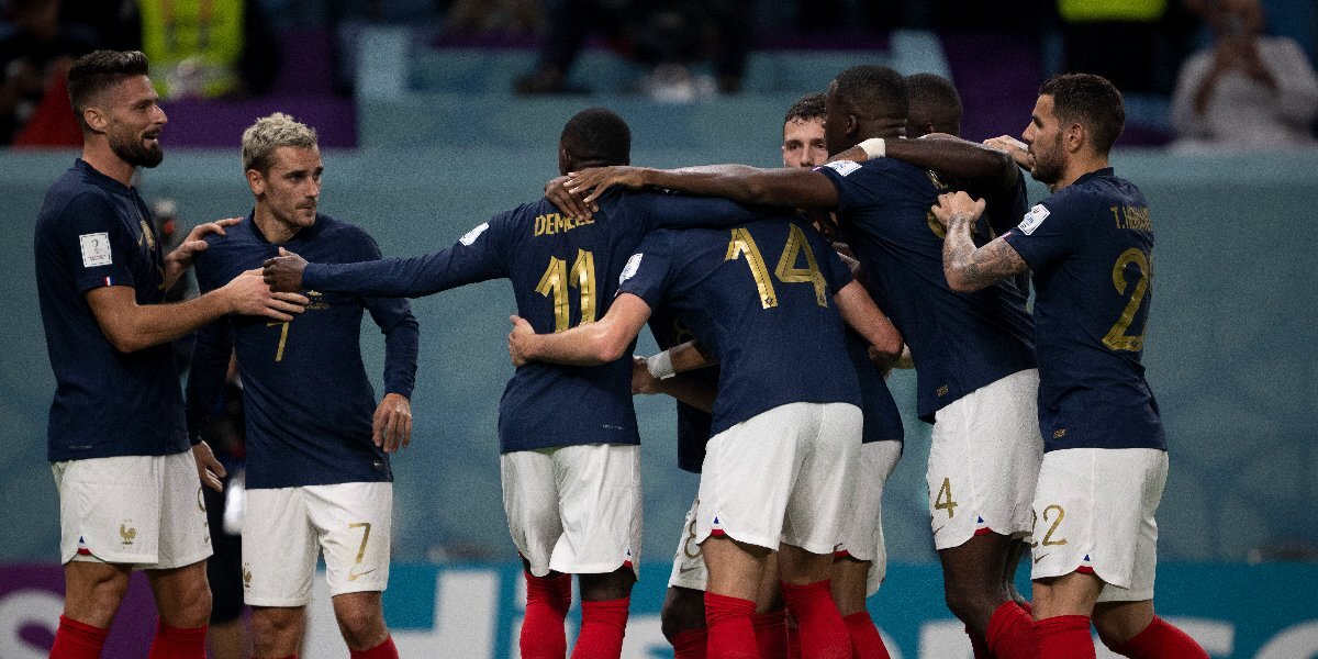 «Если грамотные команды сыграют против них в пять защитников, у Франции будут проблемы» — Тихонов
