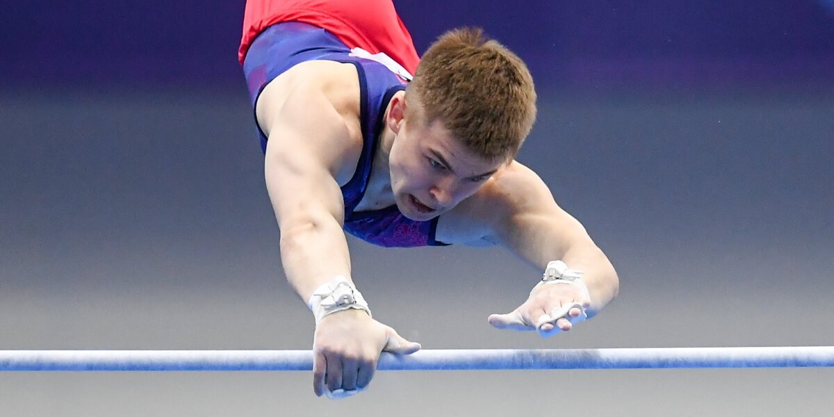 Иван Гергет победил в упражнении на перекладине на Кубке России по спортивной гимнастике, Куляк — третий