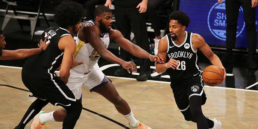 «Бруклин» разгромил «Голден Стэйт» в стартовом матче сезона НБА