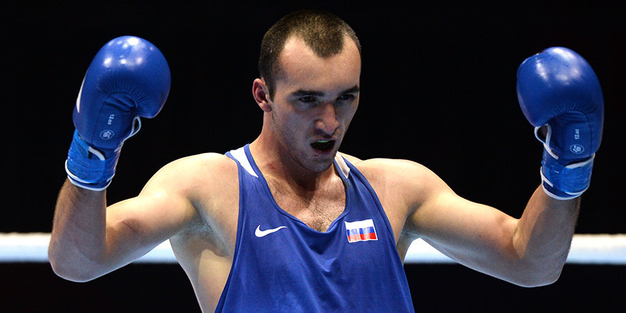 Гаджимагомедов — чемпион мира по боксу в категории до 91 кг