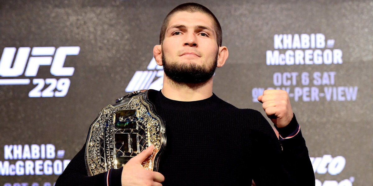 Бывший чемпион UFC назвал имя бойца, который смог бы победить Нурмагомедова