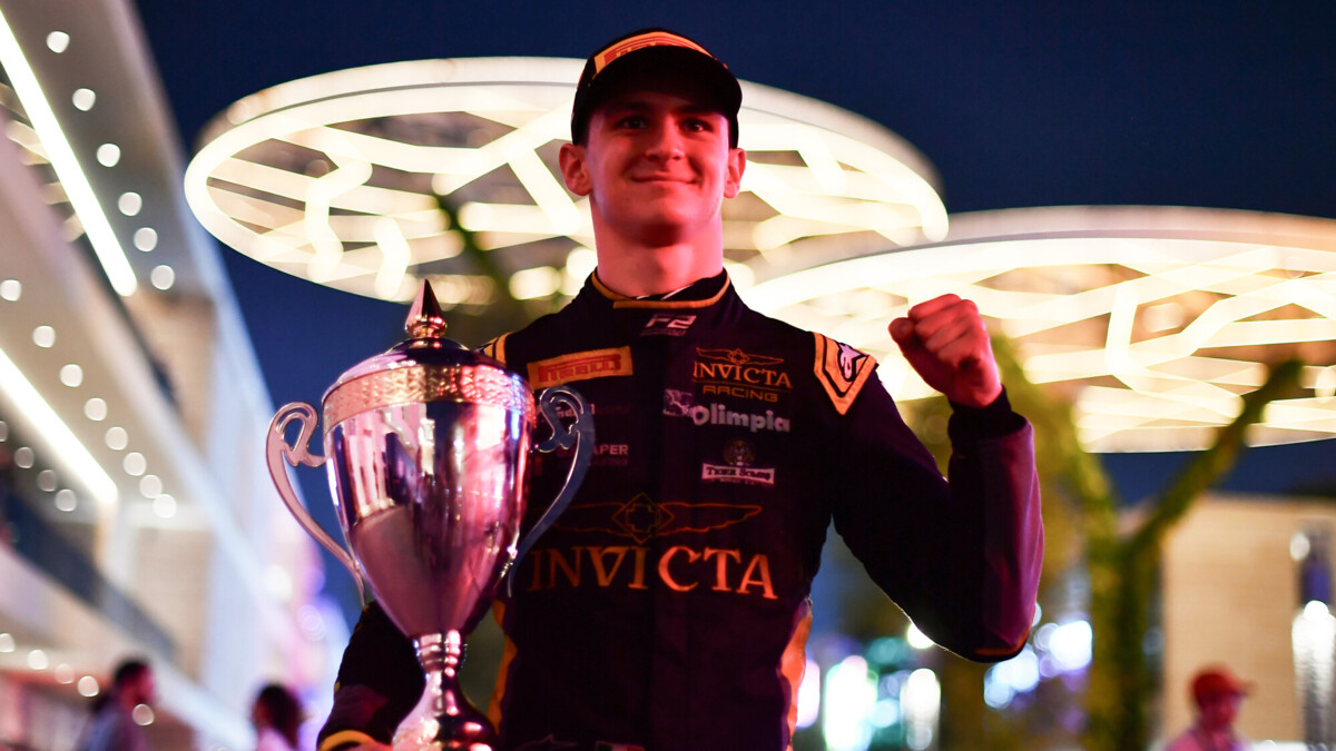 Итальянец Форнароли досрочно стал чемпионом «Формулы‑2»