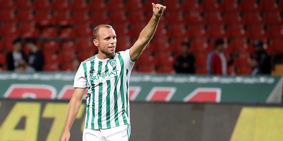 Глушаков продлил контракт с «Ахматом» до конца сезона