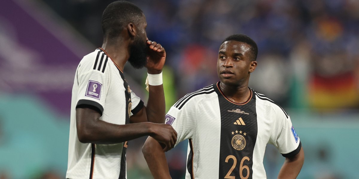 Футболисты молодежной сборной Германии подверглись расистским оскорблениям