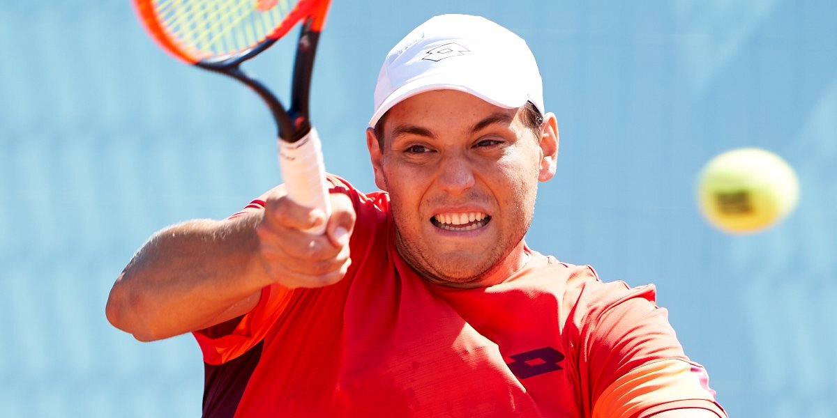 Российский теннисист Котов выбыл на старте «Мастерса» в Мадриде