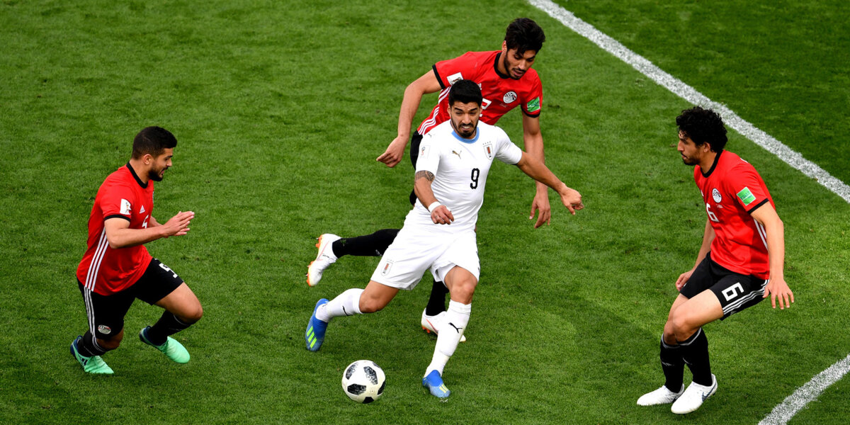 Суарес провел худший матч в карьере, но Уругвай спас Хименес: гол и лучшие моменты