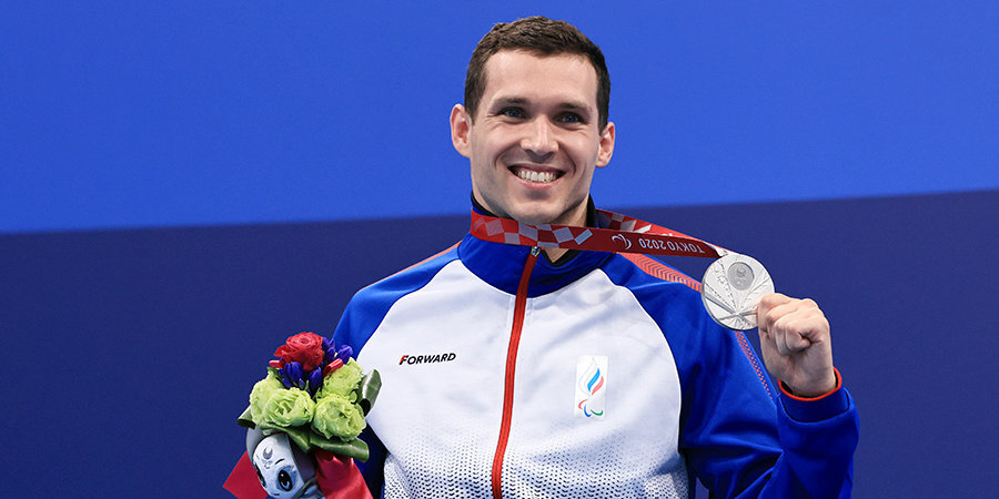 «Готов сделать скидку» — пловец Тарасов рассказал о «продаже» медалей с Паралимпиады-2020 за €1,7 млн