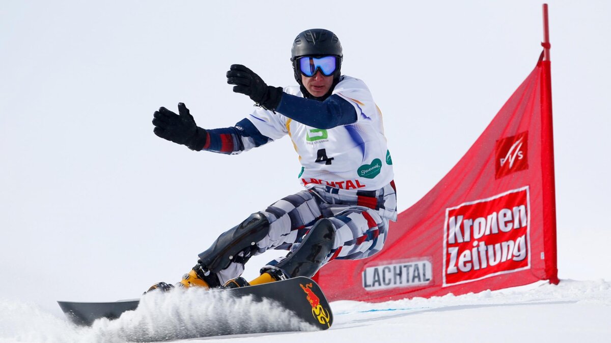 Россияне Наталья и Андрей Соболевы заняли второе место на домашнем этапе Кубка мира по сноуборду