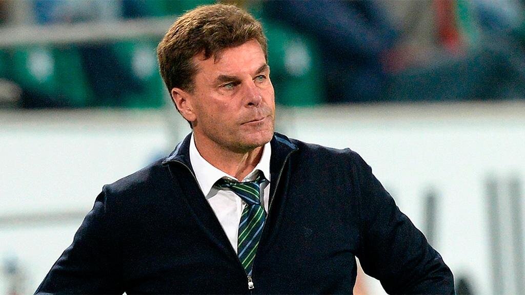 Менхенгладбахская «Боруссия» сообщила об уходе главного тренера Хеккинга по окончании сезона