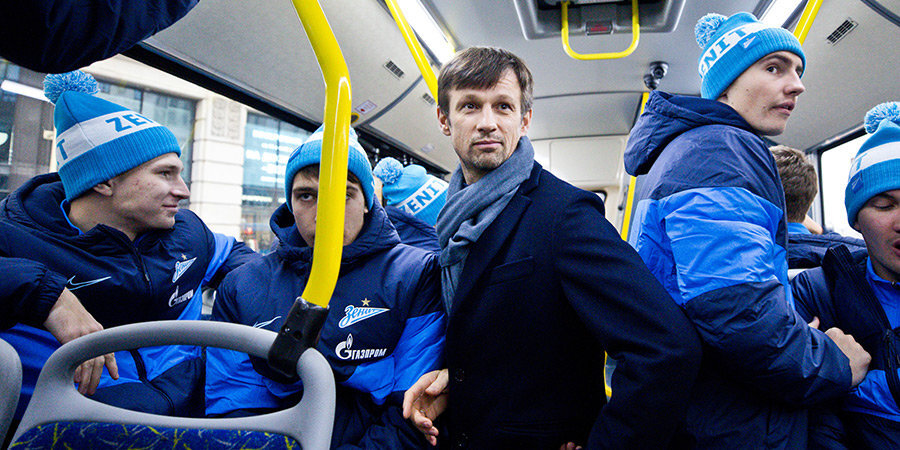 «Зенит» не ставит автобус, он на нем ездит. Общественный транспорт в Петербурге может окраситься в футбольные цвета