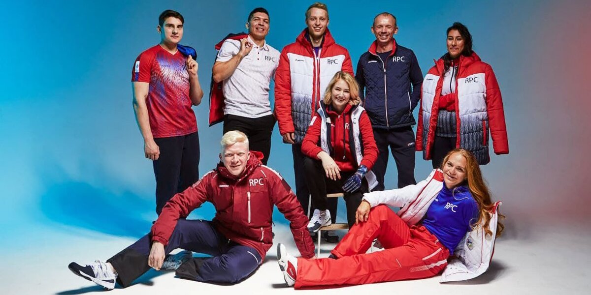 ПКР представил экипировку паралимпийской команды России на Игры в Пекине