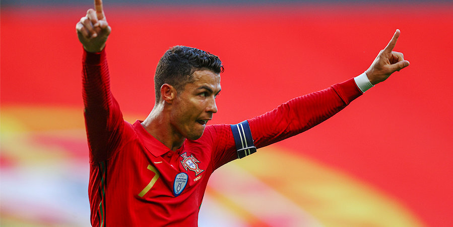 Сборная Португалии разгромила Катар, Роналду забил гол