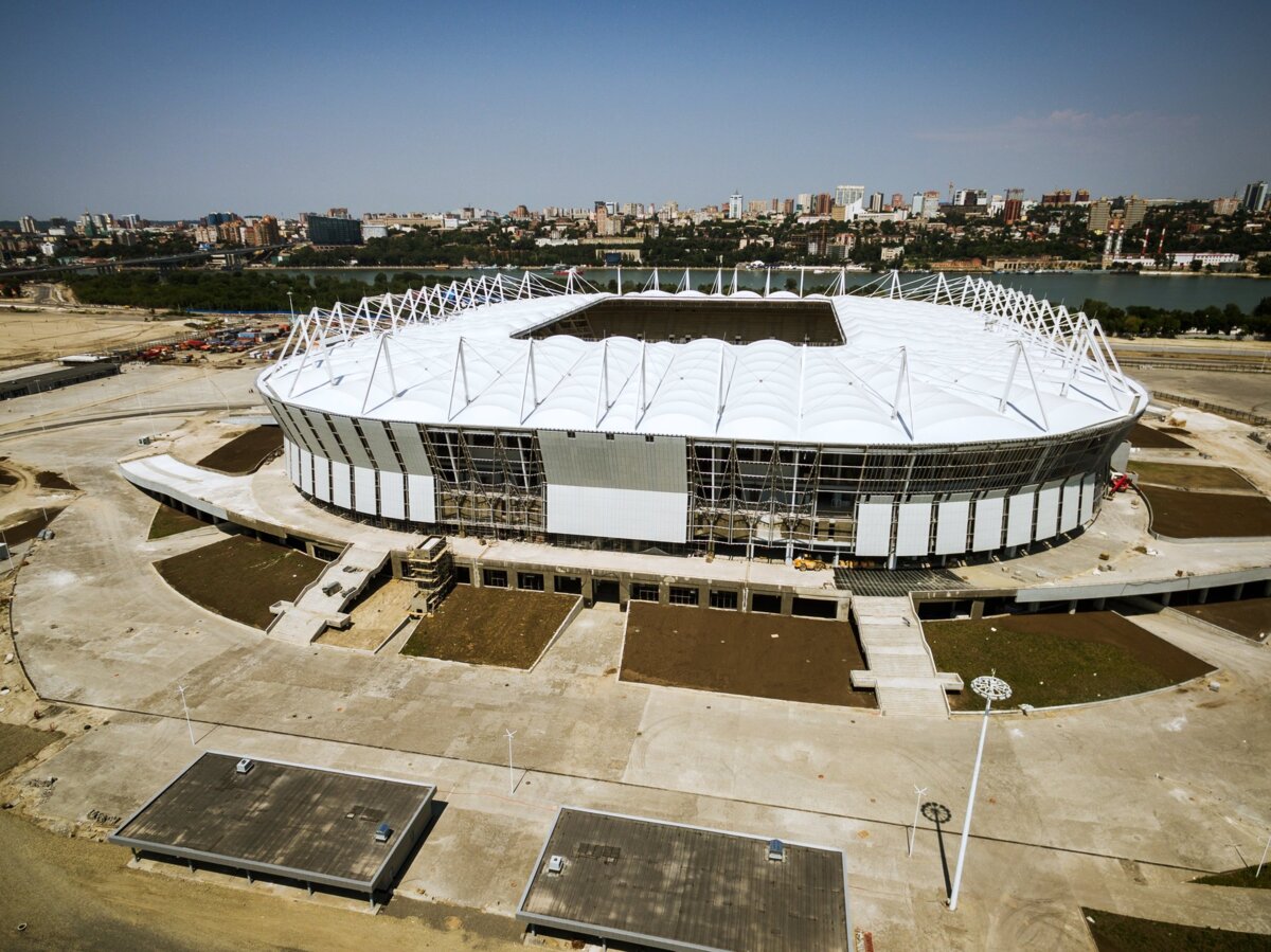 Губернатор Ростовской области: «Мне надо, чтобы стадион служил 100 лет и принимал как футбол, так и концерты»